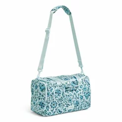 Vera Bradley Women's Recycled Lighten Up ReActive Small Gym Travel Bag, Cloud Floral, One Size -Cole Haan Shop 41 QR3K2DDL