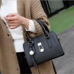 Luxury Fashion Woman Crossbody Bags Women Big -Cole Haan Shop luxury 2017 fashion Woman Crossbody bags women big black woman Handbags famous designer shoulder messenger bags.jpg 640x640 50c1a0af 2ede 470f 8aba 16ad51365825