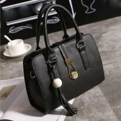 Luxury Fashion Woman Crossbody Bags Women Big -Cole Haan Shop luxury 2017 fashion Woman Crossbody bags women big black woman Handbags famous designer shoulder messenger bags.jpg 640x640 cd1141fe bbd0 4b85 ab25 4e7eaa9becd6